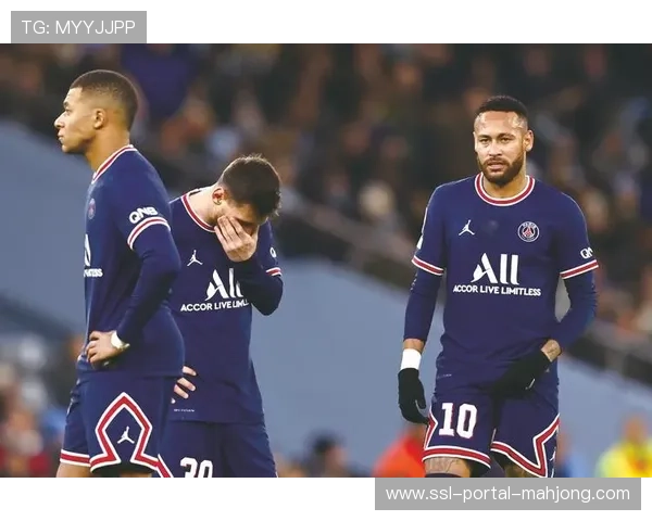 巴黎圣日耳曼2-1客胜斯特拉斯堡，豪取六连胜登顶积分榜